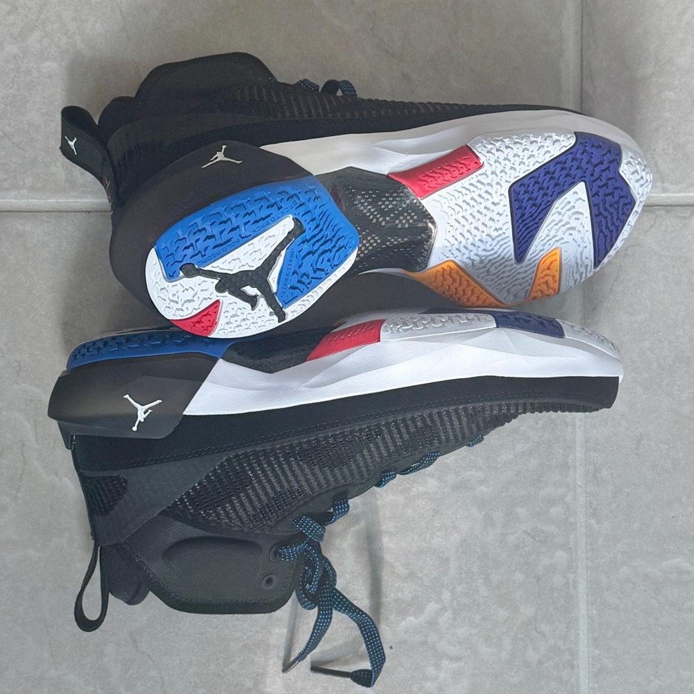 Jordan Kids Sneakers Black with Blue and Yellow Details - Picture 6 of 10